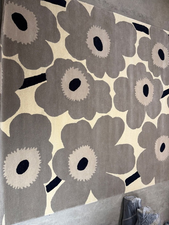 Image 1 of Brink en Campman Marimekko Unikko Greige 250 x 350 cm