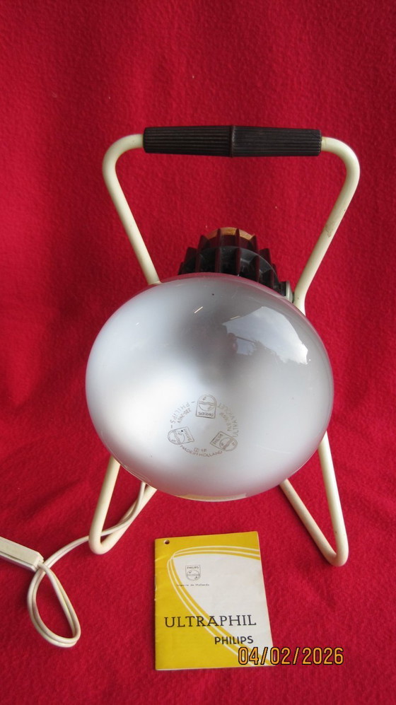 Image 1 of Lampada Charlotte Perriand Paperclip Philips KL2901 - 7526