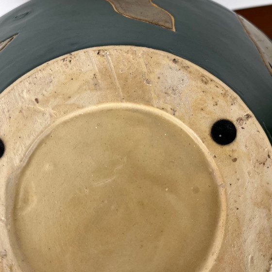 Image 1 of Vaso vintage in ceramica smaltata verde e oro