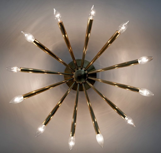 Angelo Lelli Mid Century Moderne Italiaanse messing wandlamp voor Arredoluce, 1950