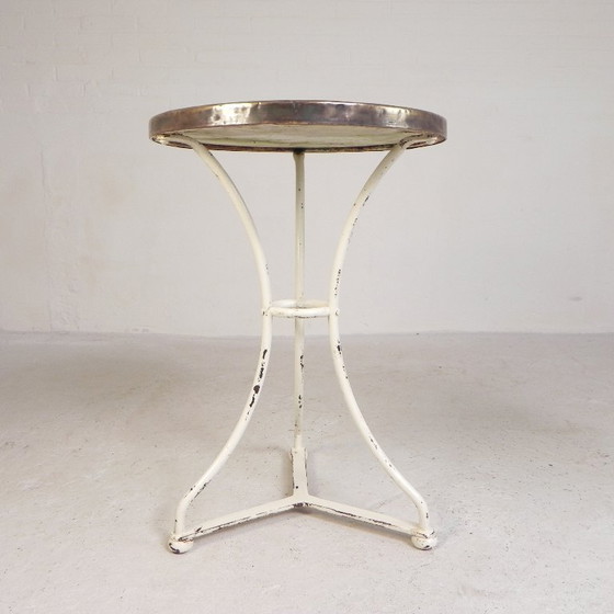 Table de bistrot avec plateau en marbre et bordure en laiton, début du XXe siècle – Tables de salle à manger (photo 6 of 20)