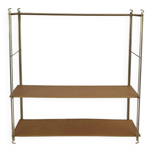 Étagère String en bois et métal doré des années 1960