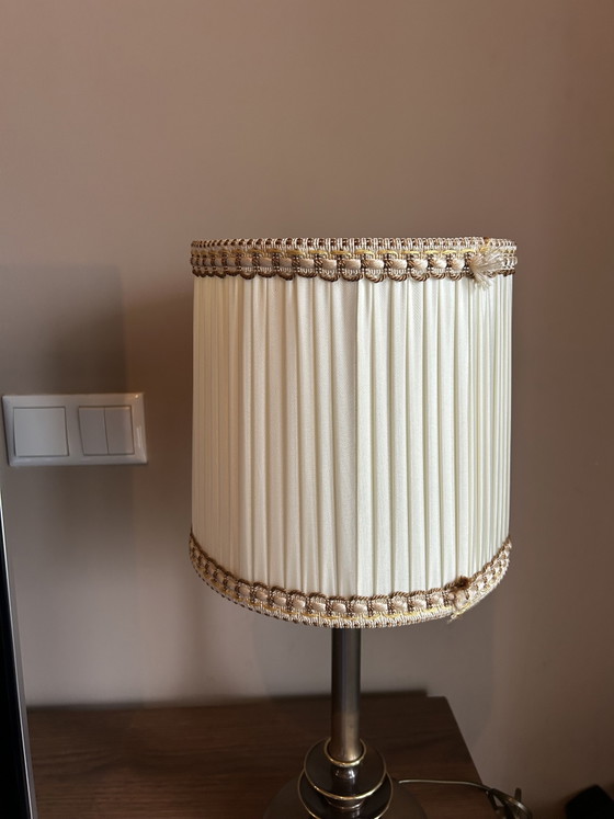 Lampada da tavolo classica in ottone con paralume a pieghe (vintage) – Lampade da tavolo, Other (photo 4 of 10)