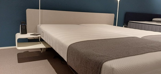 Image 1 of Modelo de cama Auping Royal