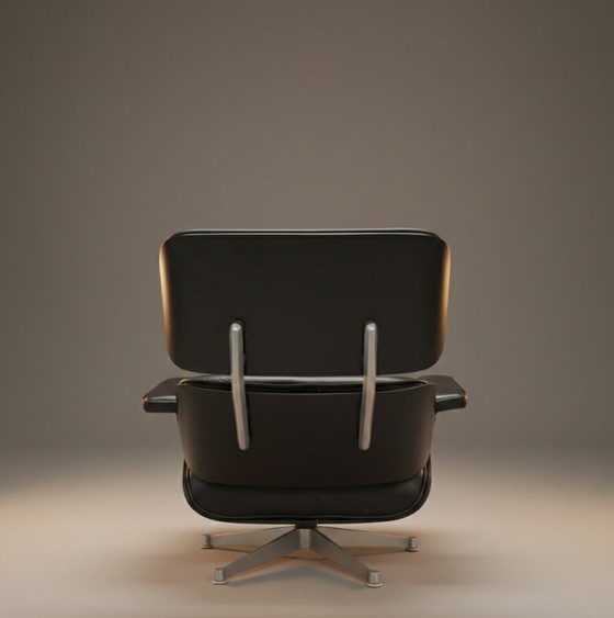 Image 1 of lounge chair e ottoman, Charles and Ray Eames, scocca e pelle nera, prod. Icf ,fine anni '70