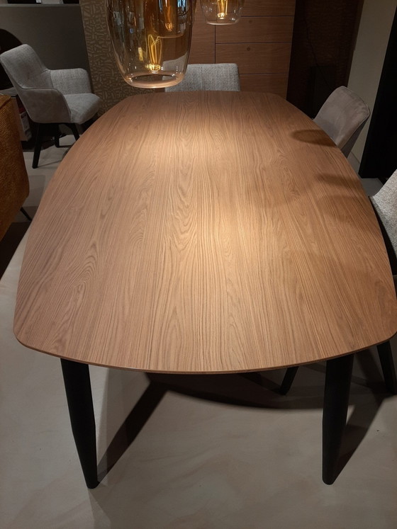 Stoneara – INHOUSE, Tavoli da pranzo (photo 3 of 5)