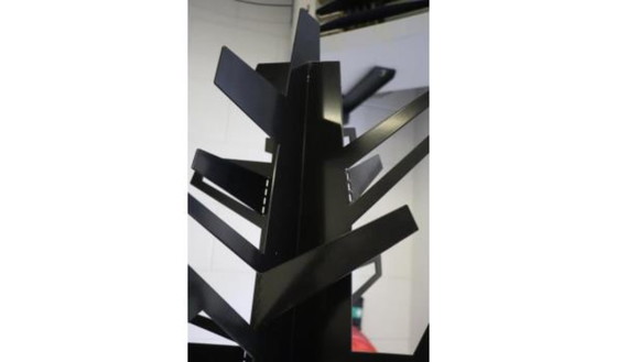 Image 1 of Garderobenständer Lensvelt Design: Ineke Hans "Der Wald vor lauter Bäumen"