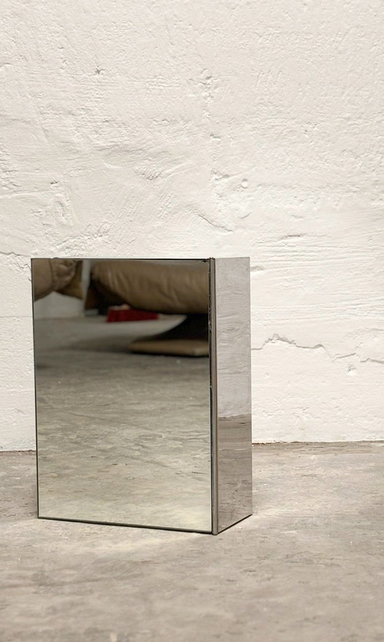 Image 1 of Medizinschrank