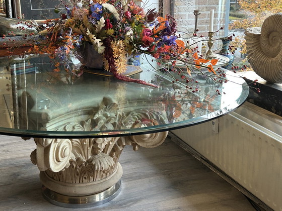 Image 1 of Beautiful column/round table with ornamental base