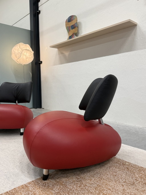 2 Sillones Leolux Pallone de cuero negro y rojo