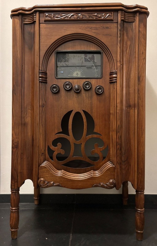 Auténtica radio retro