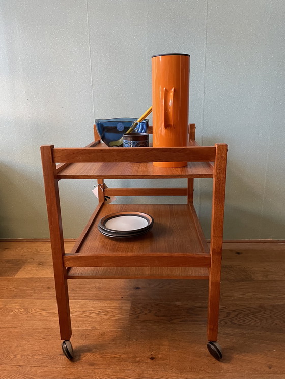 Image 1 of Roltafel teak en teak fineer vintage uit Denemarken 