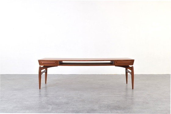 Image 1 of Mesa de centro de teca de mediados de siglo XX, diseñada por Johannes Anderen para Trensum Möbelfabrik, década de 1960.