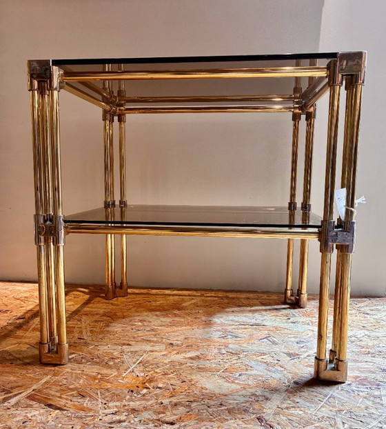 Pair of vintage Hollywood Regency style side tables, in brass and glass, dating from the 1970s. – Metal (photo 8 of 19)