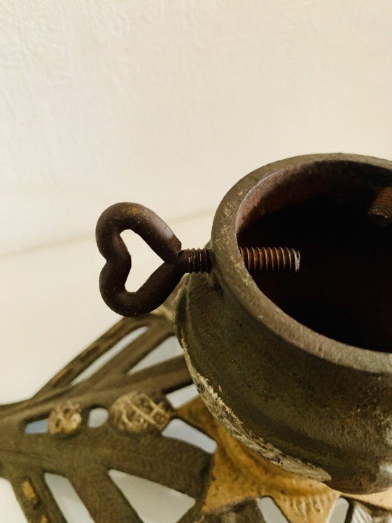 Image 1 of Vintage Art Deco kerstboomstandaard van gietijzer uit Duitsland, circa jaren 20/30.