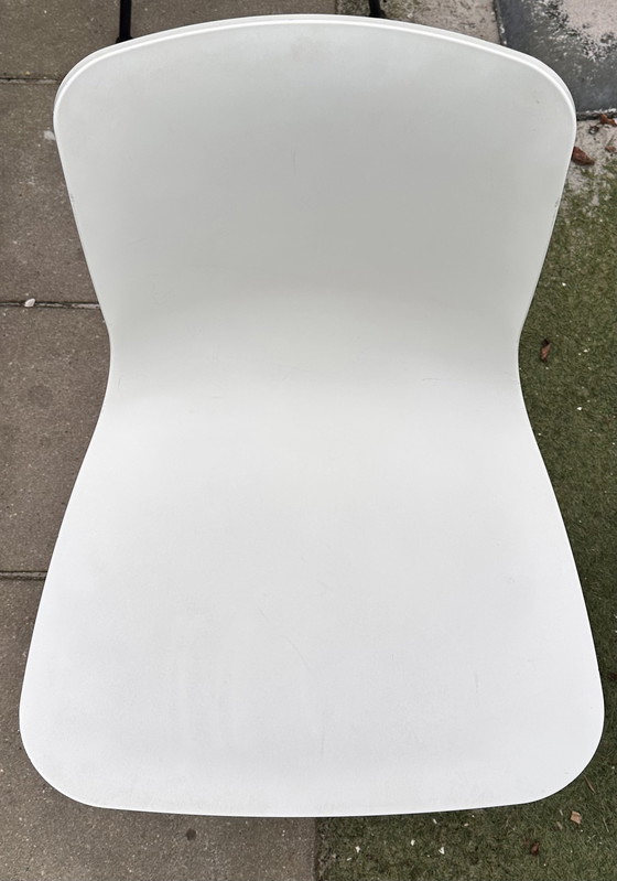 Image 1 of 6x Vitra Hal design chairs