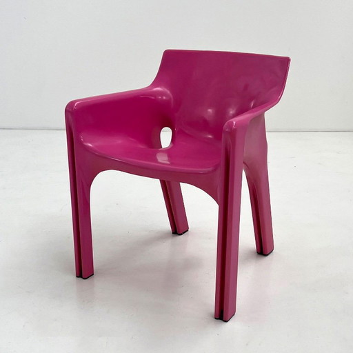 Fauteuil Rose Gaudi par Vico Magistretti pour Artemide, 1984 – Plastic