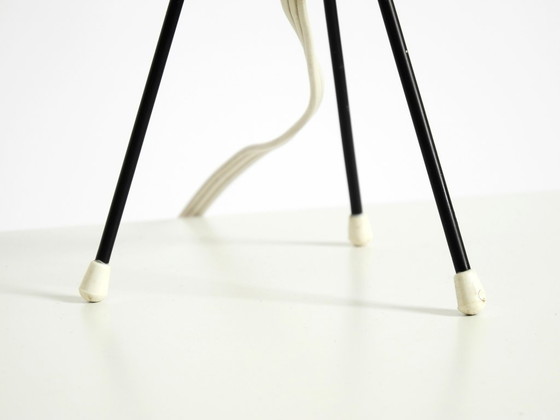 Image 1 of Beautiful mid-century modern tripod raffia table night lamp in very good vintage condition