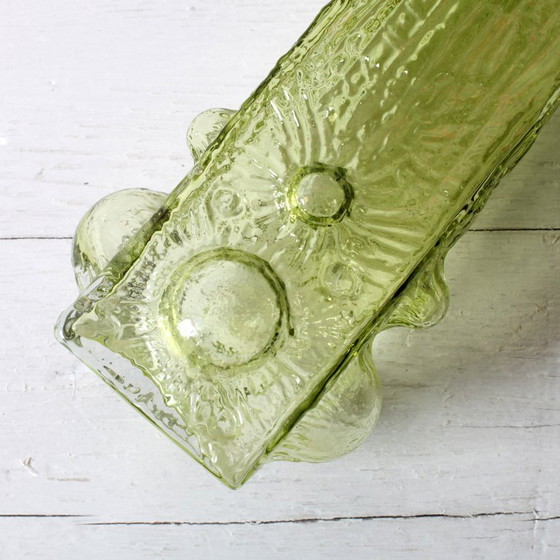 Image 1 of Vintage Scandinavian Lime Glass Vase / Rune Strand for Sea Kosta Glasbruk / 1970s