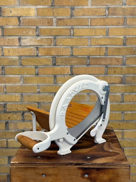 Coupe-pain danois Raadvad 294 – Ove Larsen – Accessoires de cuisine, Metal, Wood (photo 3 of 7)