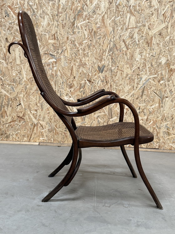 Image 1 of Poltrona rotonda Michel Thonet unica del 1865