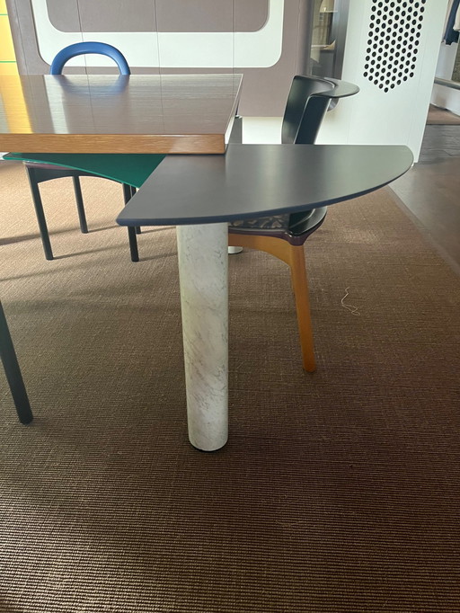 CASSINA 1xTABLE with 4xChairs, 1xCAST with removable frame, 3x1 seater