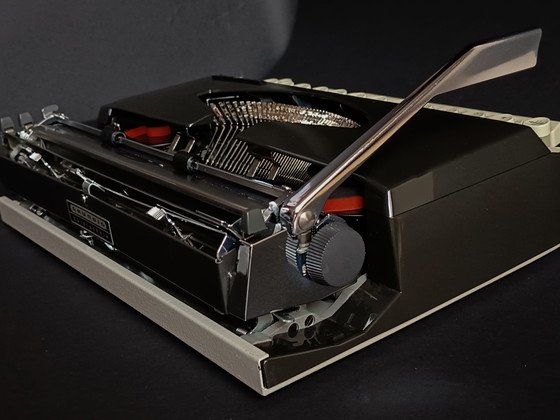 Image 1 of Macchina da scrivere Triumph Tippa S restaurata (1977) AZERTY
