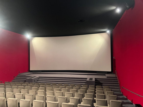 Image 1 of Cinema sale