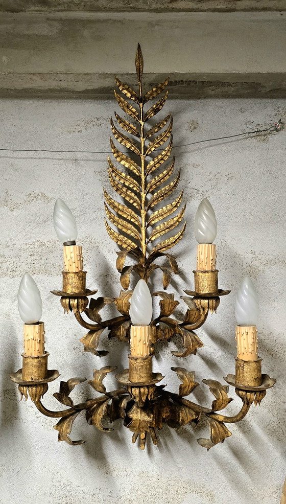 Image 1 of Coppia di grandi appliques dorate 1950