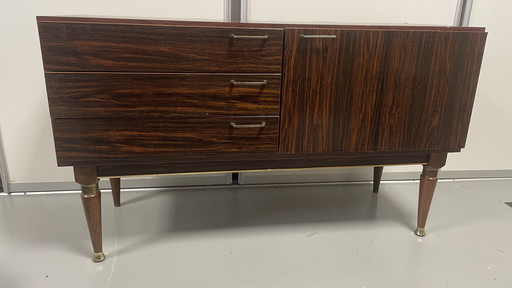Vintage dressoir laden met klep