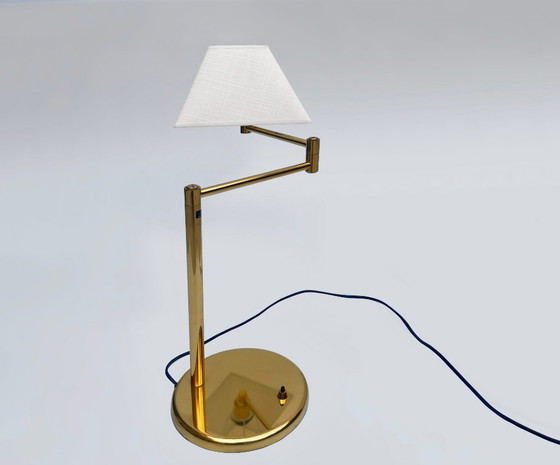 Vibia Swing 0507 – Table lamps, Textile (photo 5 of 18)
