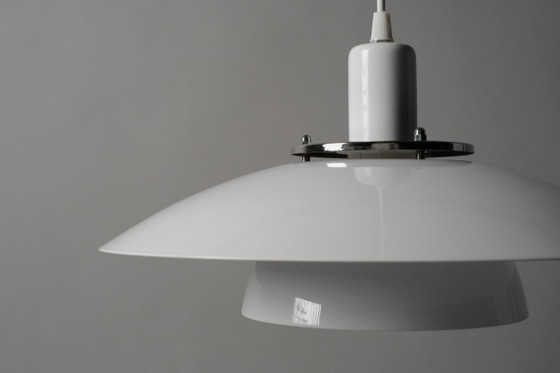 Eglo Multi-Shade Tiered Pendant Lamp, White Lacquered, Scandinavian Modern Lighting. – Metal (photo 4 of 10)