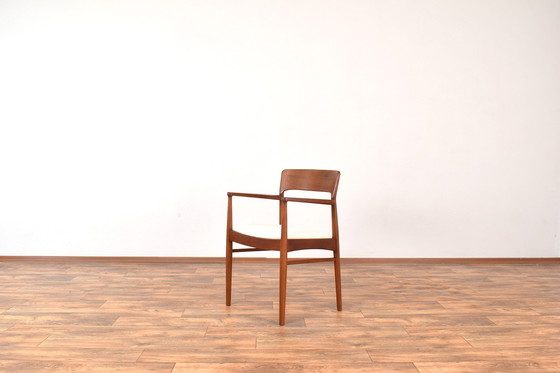 Image 1 of Fauteuils danois en teck par Henning Kjærnulf pour Korup Stolefabrik, 1960S, ensemble de 2