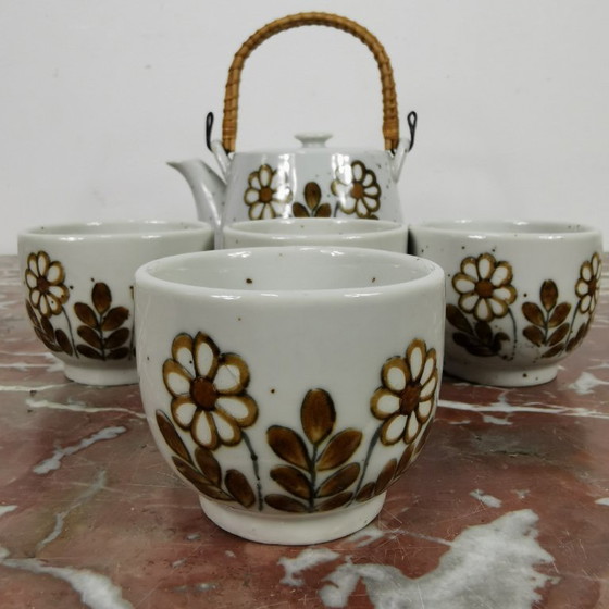 Image 1 of Vintage mid century theeservies. Theepotje en vier kommetjes. Keramiek