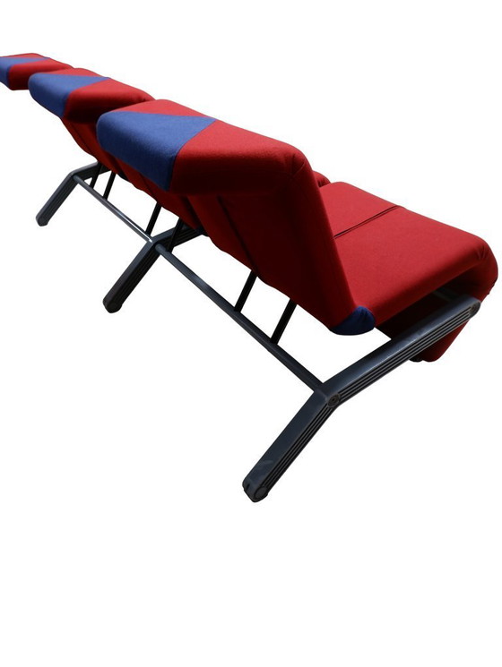 Image 1 of 3 zits bank van Thierry Belt voor Artifort, jaren 80