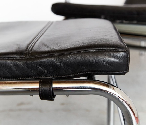 Image 1 of Chaise longue e pouf "Genni" di Gabriele Mucchi per Zanotta