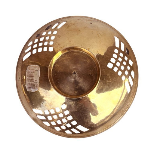 Plat en laiton peint à la main, France, années 1960.