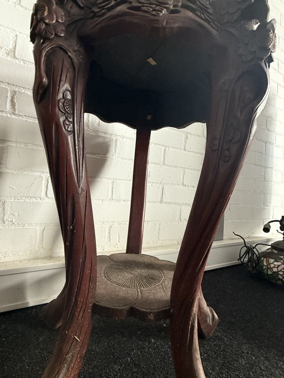 Image 1 of Support à plantes vintage en bois dur sculpté chinois