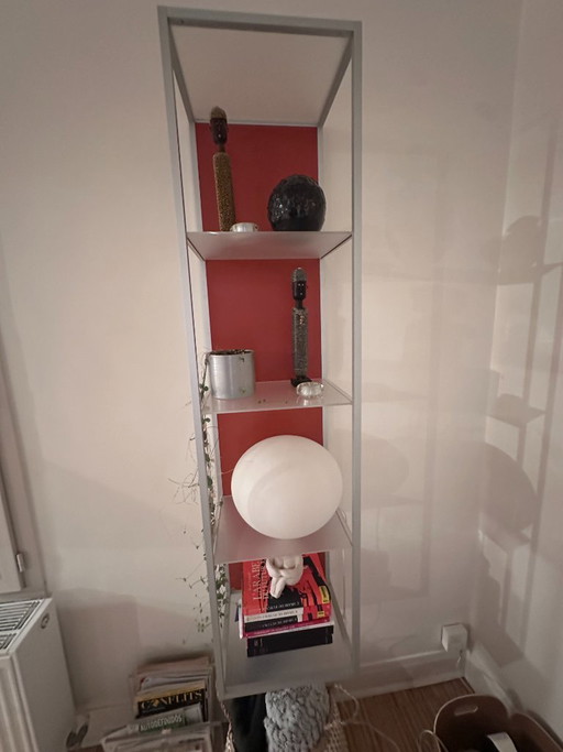 Molteni&C Säulen-Wandregal – grau-rotes Metall – italienisches Design