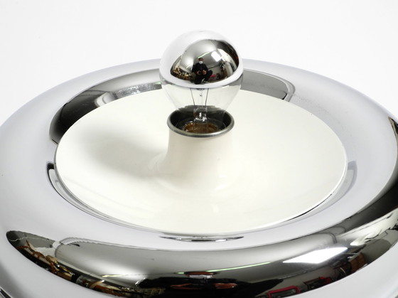 Image 1 of Ronde verchroomde plafond- of wandlamp uit Italië | origineel Mid Century space age ontwerp