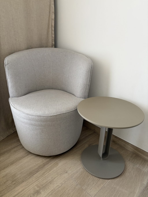 Tavolino Bontempi + poltrona Le Comfort