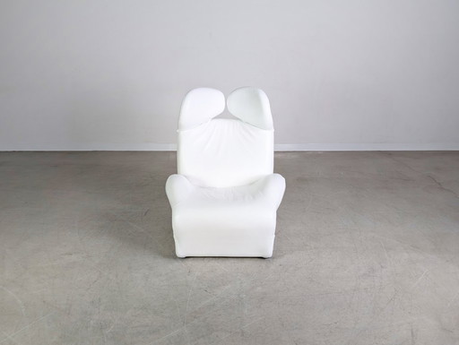 Sedia originale Cassina Wink Toshiyuki Kita in pelle bianca dal design