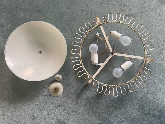 Image 1 of Plafonnier vintage unique des années 50 et 60 - abat-jour en verre