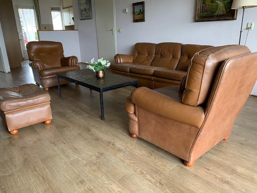 Poltrona Frau 3-seater sofa and 2 armchairs