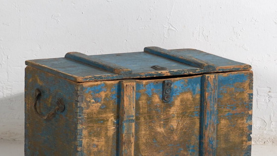 Antique blue primitive style chest (c.1920) #14 – Storage cabinet, Rustic (photo 3 of 34)