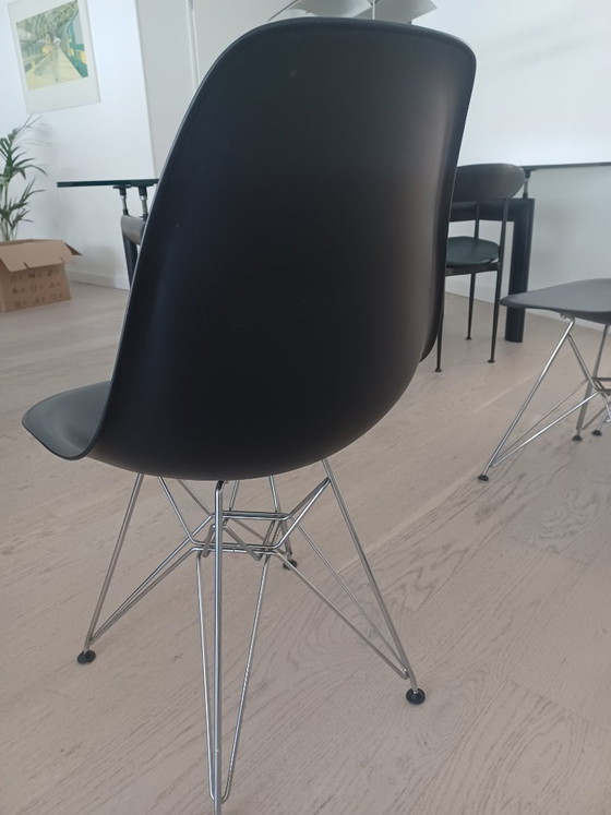 4 sillas Vitra Eames DSR – Sillas de comedor, rvs (photo 5 of 5)