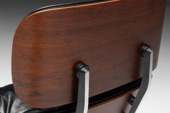 Image 1 of Sillón y otomana Eames de primera generación, de Charles y Ray Eames para Herman Miller, 1957