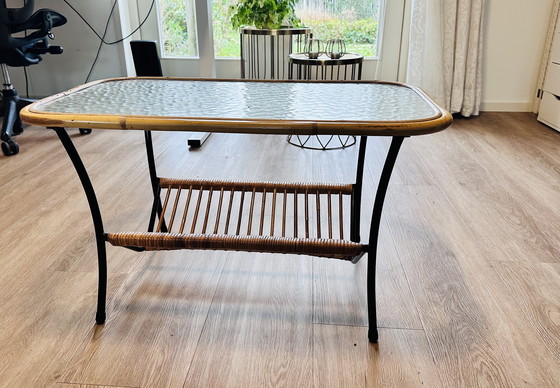 Image 1 of Tafeltje vintage en rotin