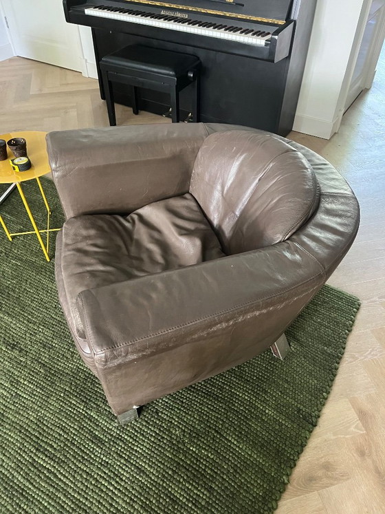 Dos sillones Natuzzi de cuero – Leather, Metal (photo 2 of 5)