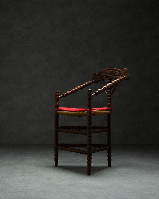 Image 1 of triangular century bobbin chair